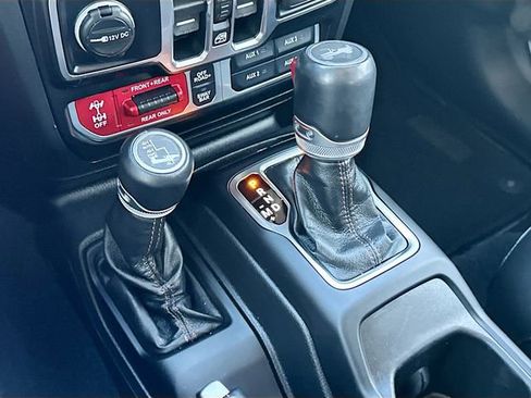 Certified 2022 Jeep Wrangler Unlimited Rubicon w/ Trailer Tow Package image 17