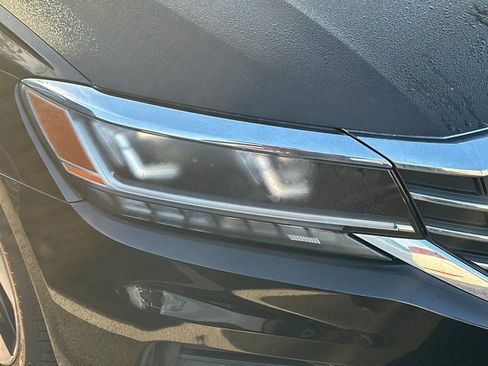 Used 2020 Volkswagen Passat 2.0T SE w/ Sunroof Package image 13