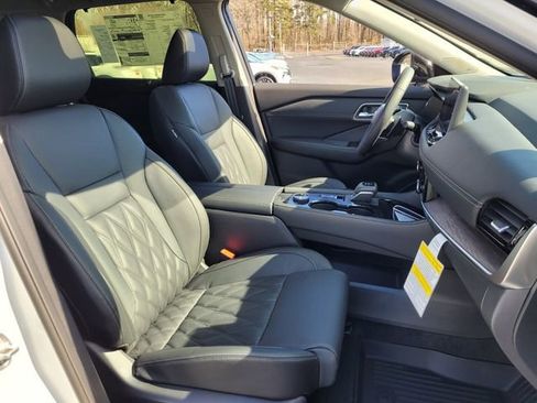 New 2026 Nissan Rogue Platinum w/ Platinum Premium Package AWD/4WD image 11