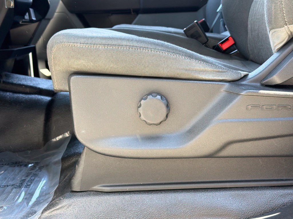 Used 2023 Ford F350 XL RWD image 26