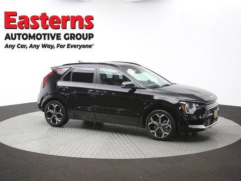 Used 2023 Kia Niro EX Touring FWD image 45