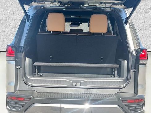 New 2026 Lexus LX 700h Luxury AWD/4WD image 12