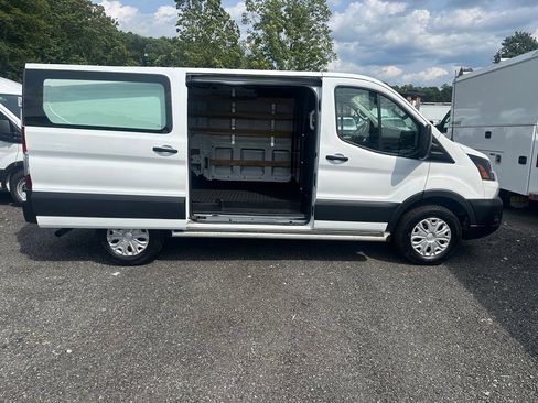 Used 2025 Ford Transit 250 Low Roof w/ Exterior Upgrade Package RWD image 3