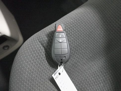 Used 2017 Dodge Grand Caravan SE w/ Power Window Group image 29