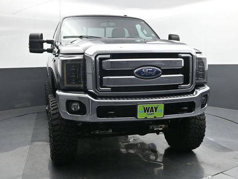 Used 2016 Ford F250 XLT w/ FX4 Off-Road Package image 8
