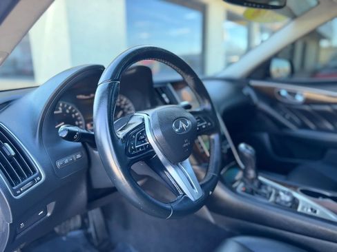 Used 2018 INFINITI Q50 Luxe image 10