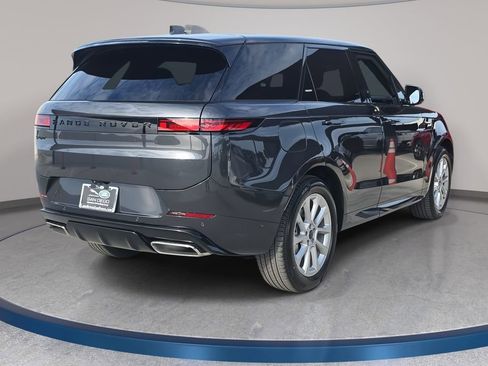 New 2026 Land Rover Range Rover Sport Dynamic SE image 5