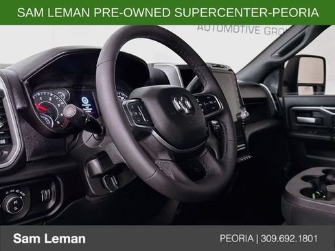 Used 2025 RAM 3500 Big Horn AWD/4WD image 11