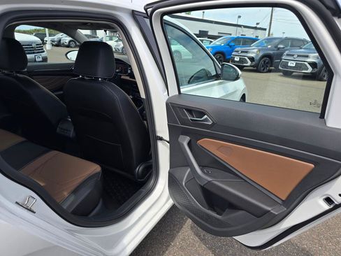 New 2026 Volkswagen Jetta SEL FWD image 36