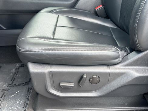 Used 2024 Ford Expedition Max XLT RWD image 19