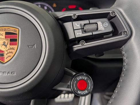 New 2026 Porsche 911 Carrera 4S image 36