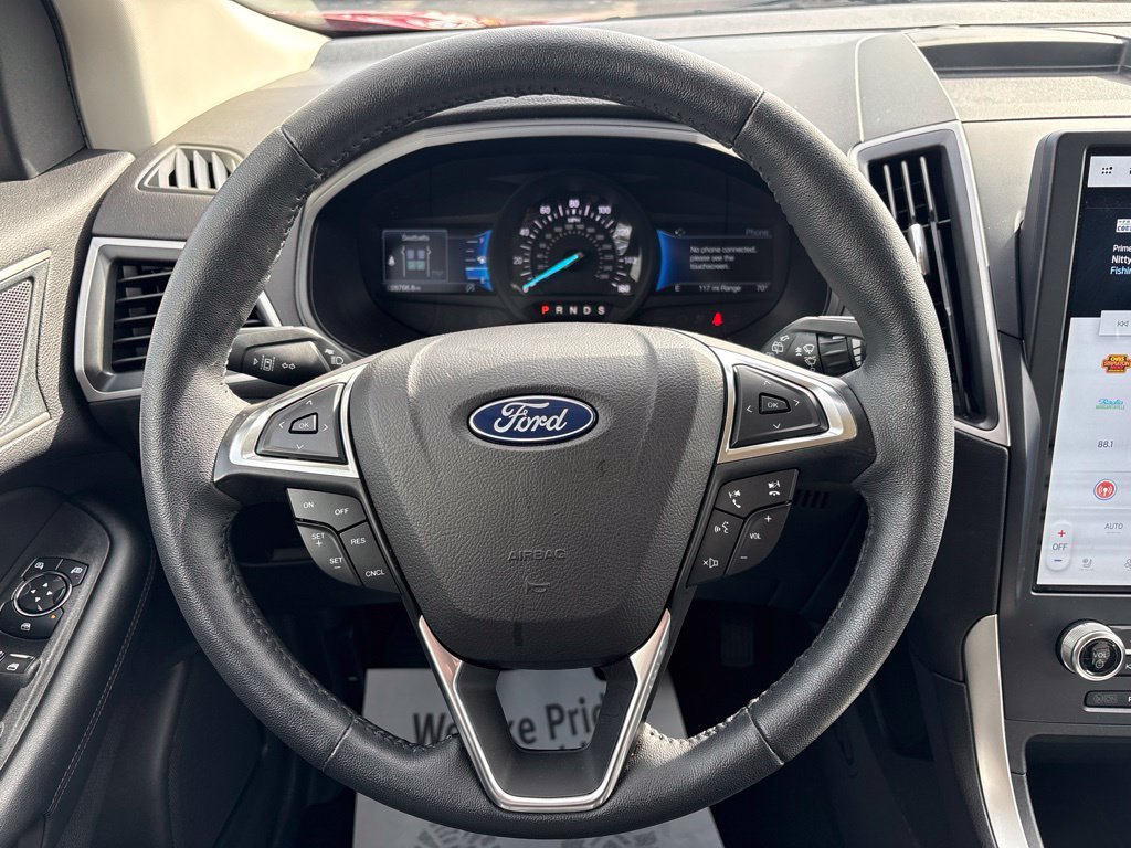 Used 2023 Ford Edge SEL w/ Convenience Package AWD/4WD image 16