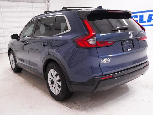 Used 2023 Honda CR-V LX image 9