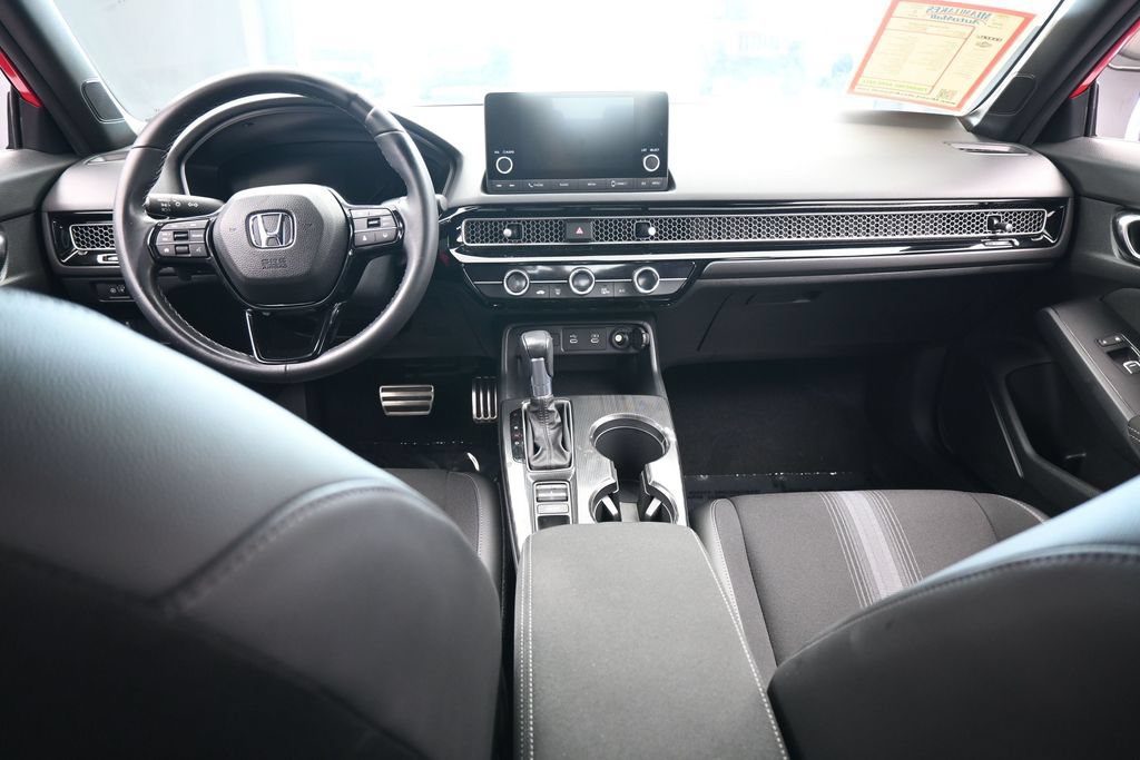 Used 2025 Honda Civic Sport image 36