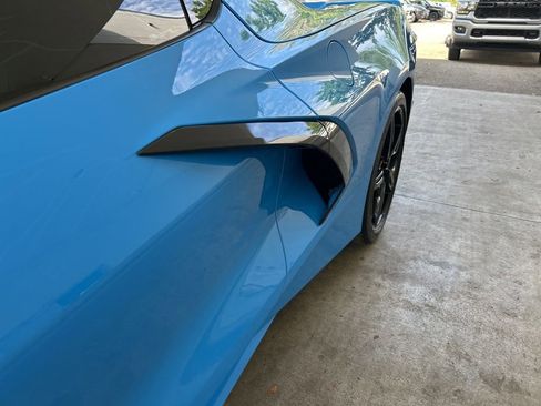 Used 2021 Chevrolet Corvette Stingray Preferred Cpe w/ Z51 Performance Package RWD image 17