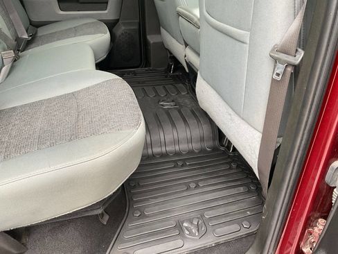 Used 2018 RAM 3500 SLT image 48