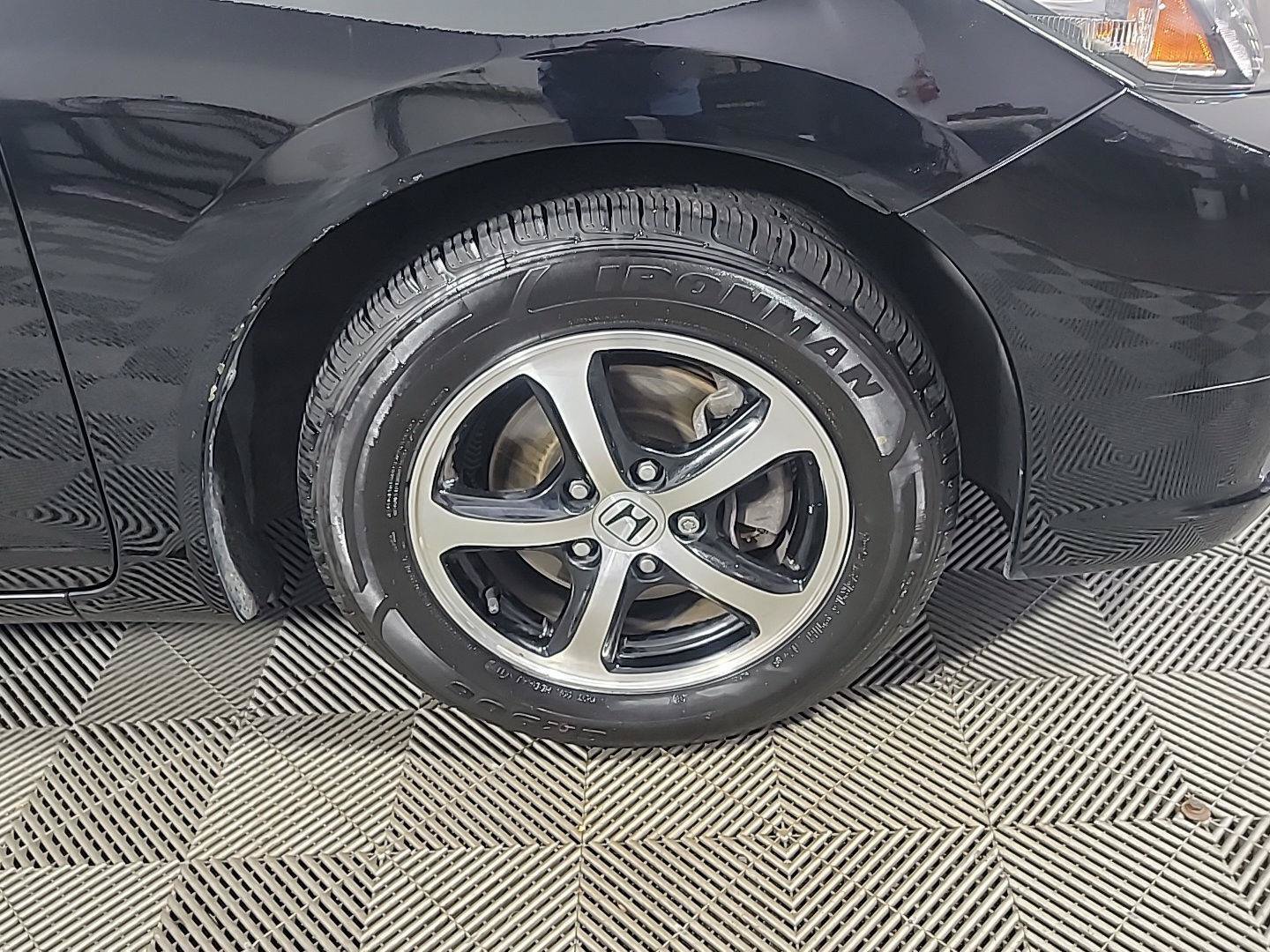Used 2015 Honda Civic SE image 3