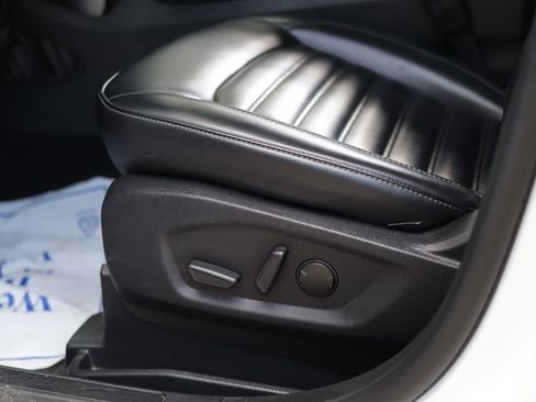 Used 2024 Ford Edge SEL AWD/4WD image 19