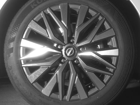 Used 2025 Nissan Altima 2.5 SV image 13