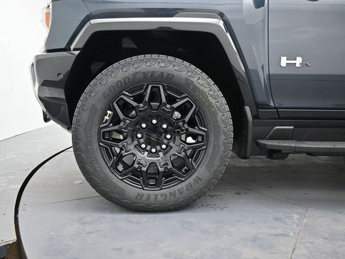 New 2026 GMC Hummer EV SUV image 8