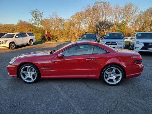 Used 2011 Mercedes-Benz SL 550 image 22