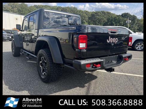 Used 2021 Jeep Gladiator Rubicon w/ Cold Weather Group image 3