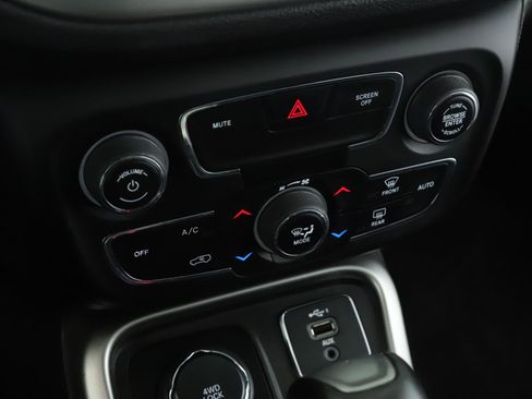 Used 2019 Jeep Compass High Altitude image 15