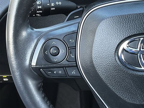 Used 2023 Toyota Corolla Cross AWD Hybrid image 12