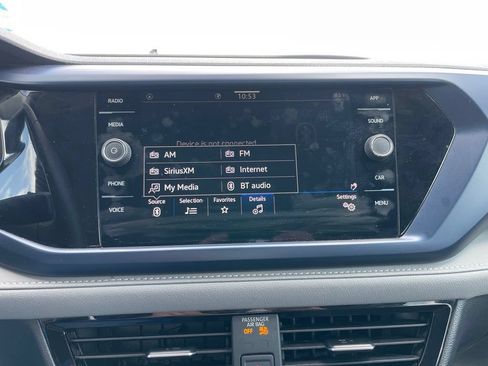 Used 2024 Volkswagen Taos SE FWD image 16