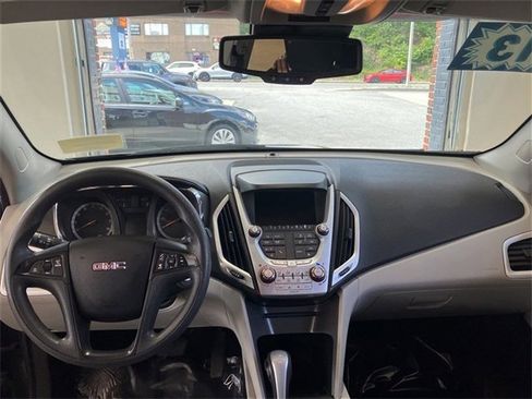 Used 2013 GMC Terrain SLE image 11