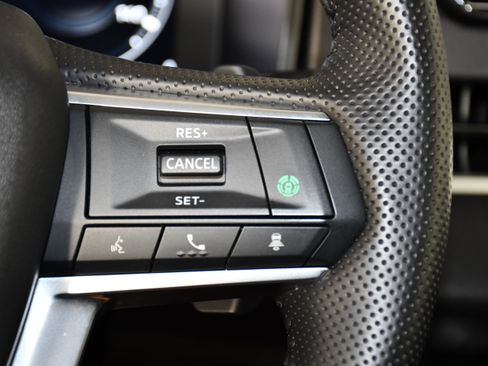 Used 2025 Mitsubishi Outlander SE AWD/4WD image 21