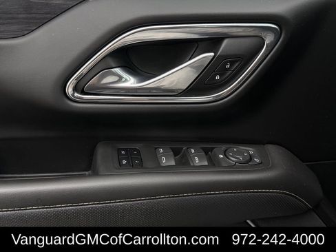 Used 2023 GMC Yukon XL SLT image 26