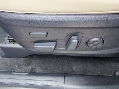 Used 2022 Hyundai Palisade Calligraphy w/ Winter Package FWD image 19