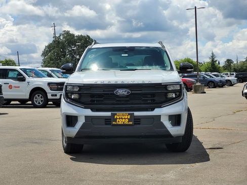 New 2026 Ford Expedition Active AWD/4WD image 3