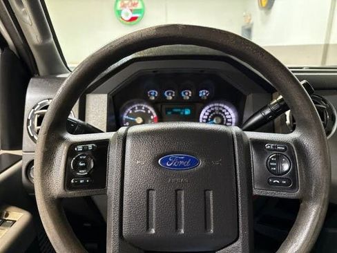 Used 2015 Ford F250 XLT w/ FX4 Off-Road Package AWD/4WD image 26