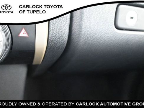 Used 2025 Toyota Tacoma TRD Sport AWD/4WD image 14
