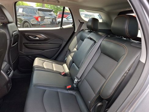 Used 2021 GMC Terrain SLT AWD/4WD image 12