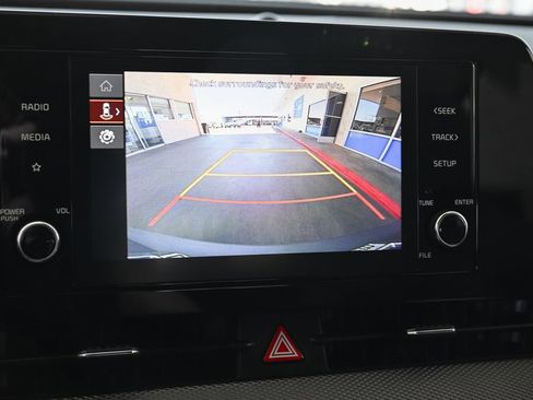 Used 2023 Kia Sportage LX FWD image 26