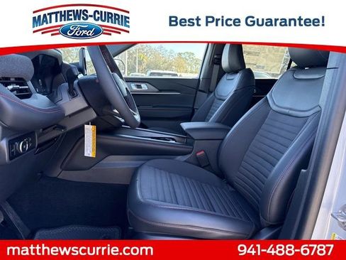 New 2026 Ford Explorer ST-Line w/ ST-Line Street Pack image 9
