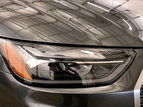 Used 2021 Audi Q5 2.0T Premium Plus w/ Premium Plus Package image 27