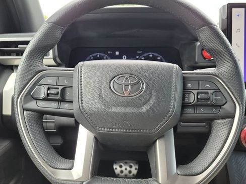 Used 2024 Toyota Tacoma TRD Sport RWD image 19