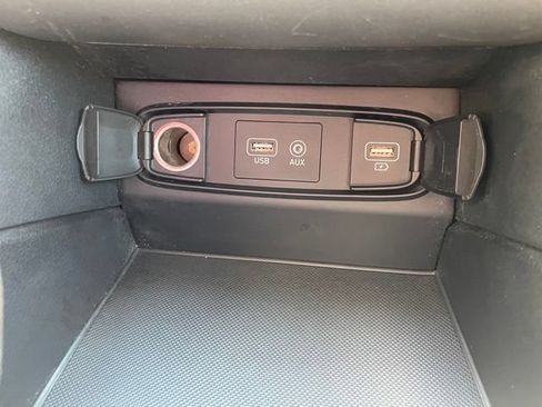 Used 2019 Hyundai Santa Fe SE AWD/4WD image 27