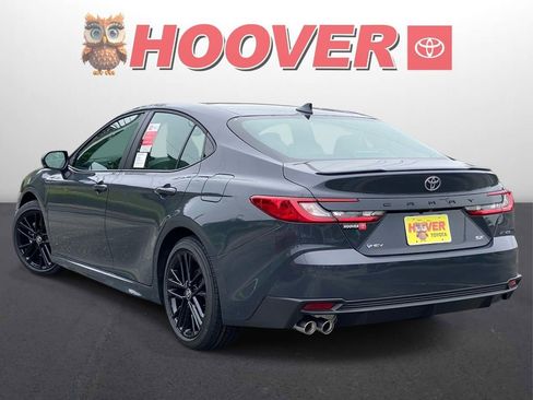 New 2026 Toyota Camry SE FWD image 5