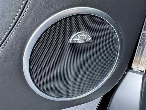 Used 2017 Bentley Continental GT image 29