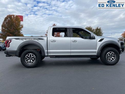 Used 2019 Ford F150 Raptor w/ Equipment Group 802A Luxury image 32