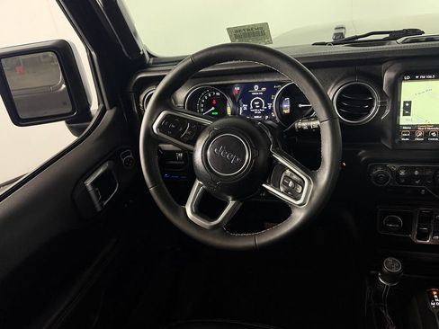 Used 2023 Jeep Wrangler Unlimited Sahara w/ Cold Weather Group AWD/4WD image 13