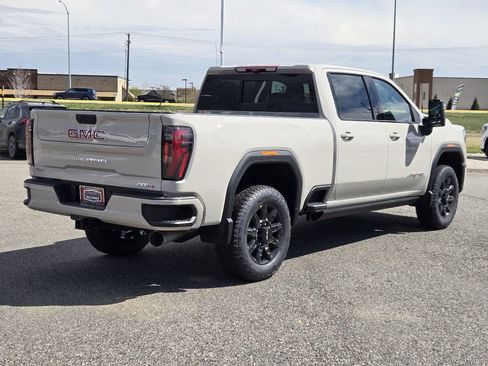 New 2026 GMC Sierra 2500 AT4 image 45