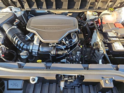 Used 2017 GMC Acadia Denali w/ Technology Package image 29