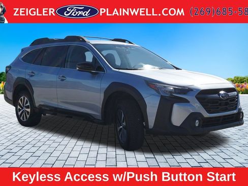 Used 2023 Subaru Outback Premium AWD/4WD image 7