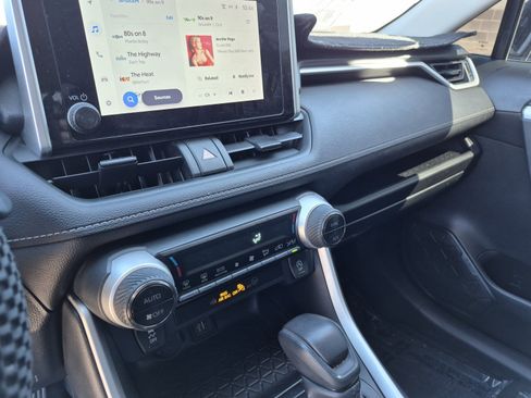 Certified 2023 Toyota RAV4 XLE AWD/4WD image 11